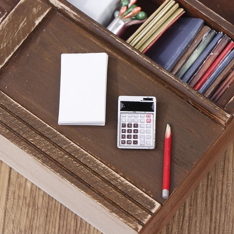 【BS】Mini-Schreibwaren-Simulation: Taschenrechner- und Bleistift-Modell als reduziertes Lernzubehör