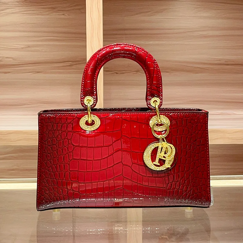 

pattern handbag women in style of Princess Diana2025New style genuine leather high-end fashion single shoulder