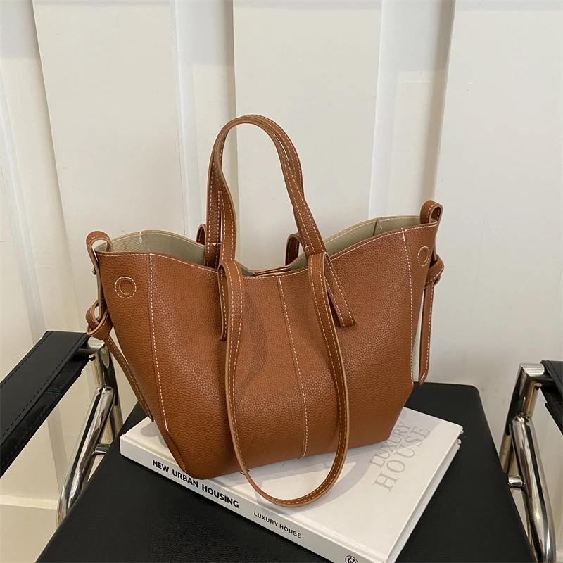 Modern Chic Luxury Design Shoulder Bag Multi-functional Spacious Solid Color PU Purse  Fashionable Trendy Oversized Women's Tote