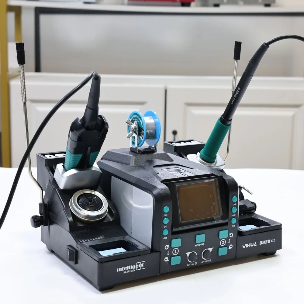 YIHUA 982D-III Compatible With C210 C245 Micro Tweezers 2-IN-1 Precision Soldering Station