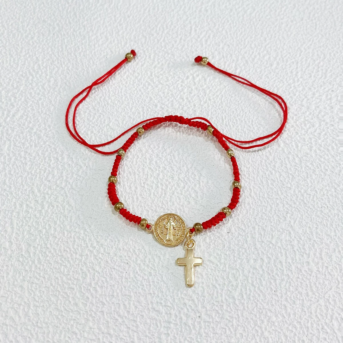 1 قطعة اليدوية سانت بنديكت و عذراء ماري ميدالية قابل للتعديل الأحمر سلسلة Pulsera سان بينيتو سحر الدين الصليب حماية مجوهرات