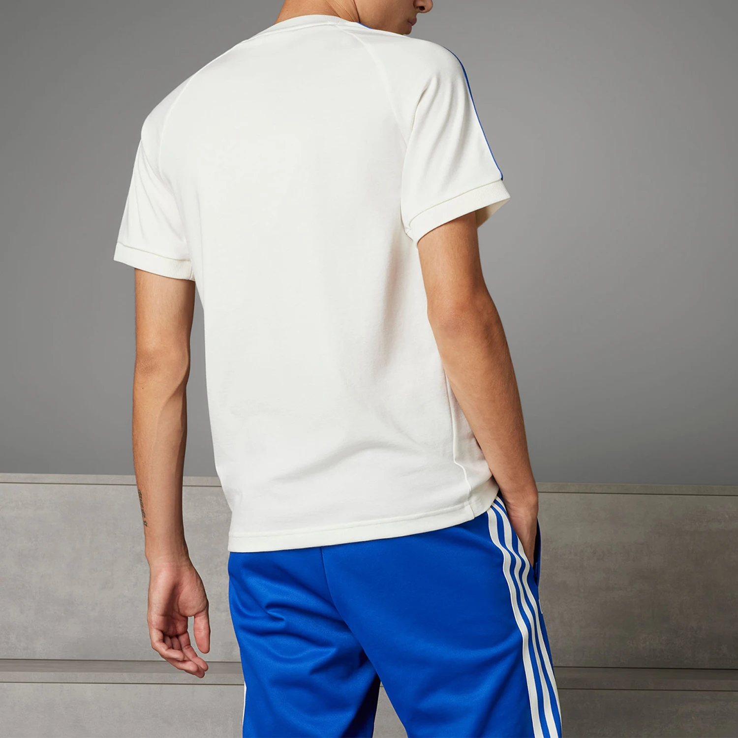 Adidas genuine Italy Team Men's Football Casual Culture T-shirt Jersey IS0618