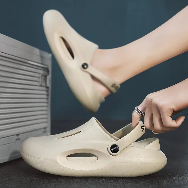 Alta qualidade novos homens ao ar livre sandálias chinelos praia confortável tamancos macios mulheres sapatos casuais sapatos de jardim dos homens sandálias de praia