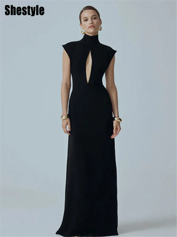 

Shestyle Cleavage Black Long Summer Dress Women Turtlenck Black Hollow Out Lace Backless Sleeveless Slit Sexy Stylish Graceful