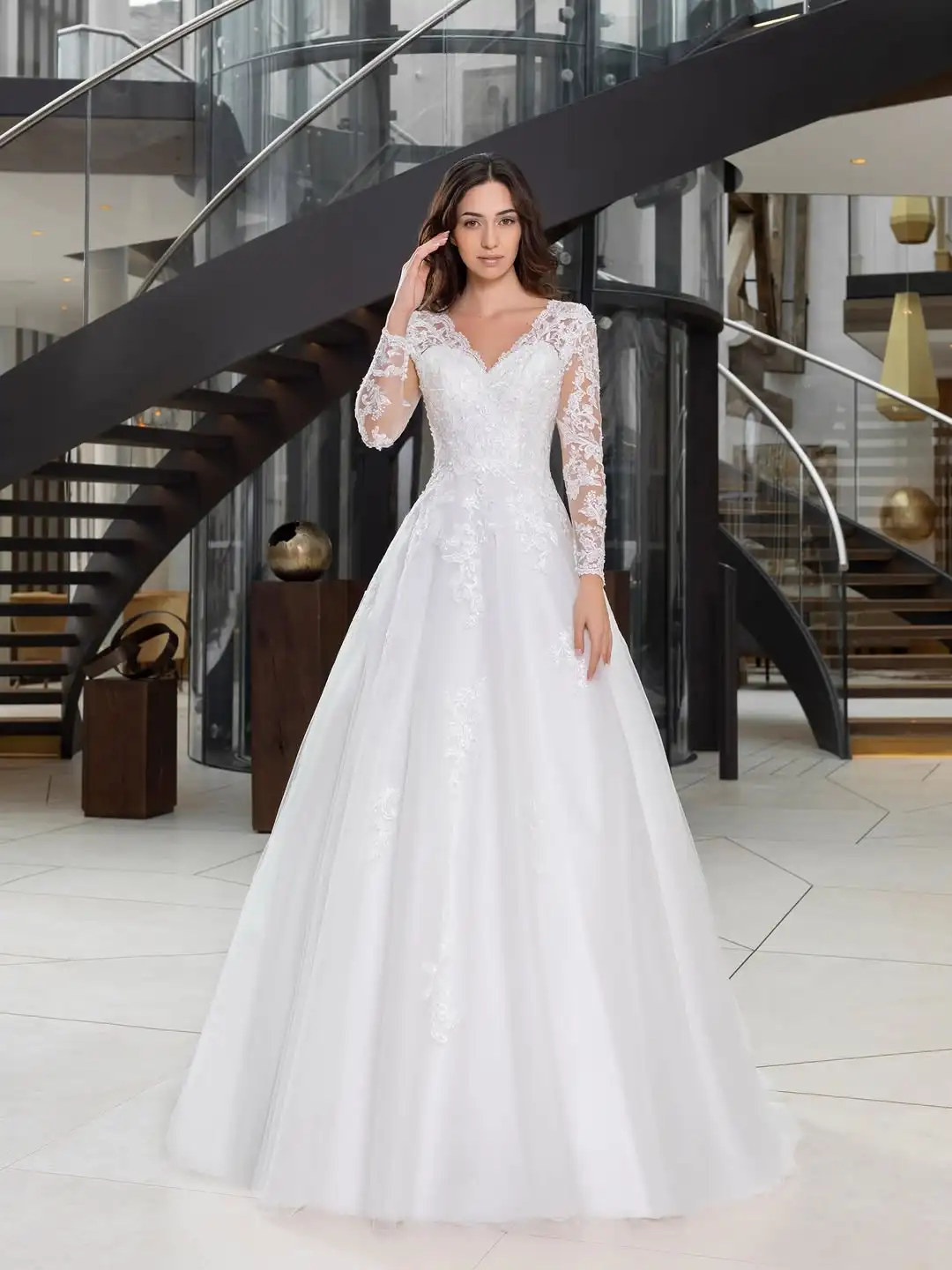 

Свадебное платье Flavinke с длинными рукавами, цветочными кружевными аппликациями, пуговицами на спине, А-силуэта, элегантное свадебное платье, vestido de novia