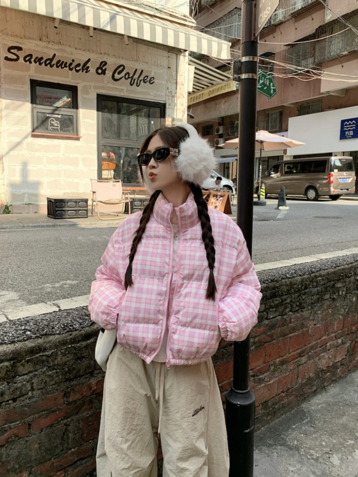 Coreano na moda doce bonito rosa xadrez casaco de inverno feminino algodão quente engrossar jaqueta curta harajuku streetwear gola alta outerwear