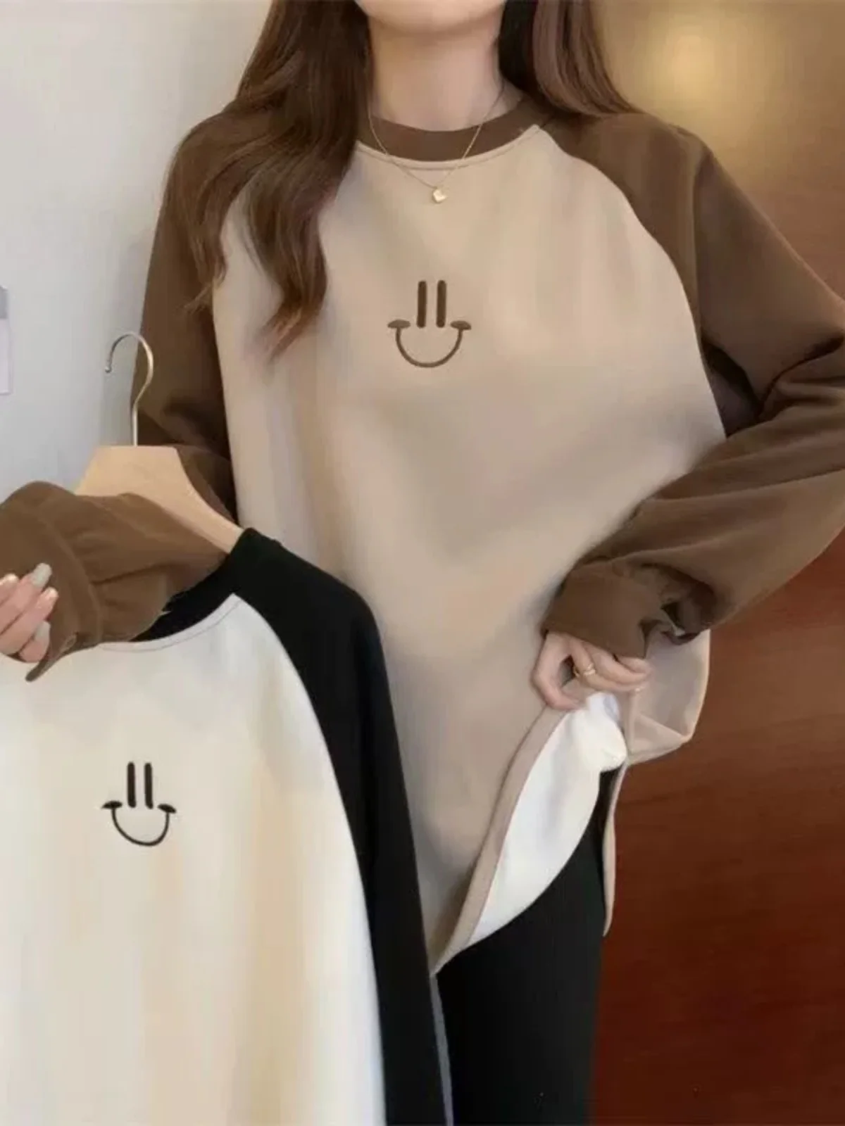 

plus Size Women's round Neck Base Shirt Casual Loose Autumn Winter Fashionable Color Block Design High Waist Commute Style T-...