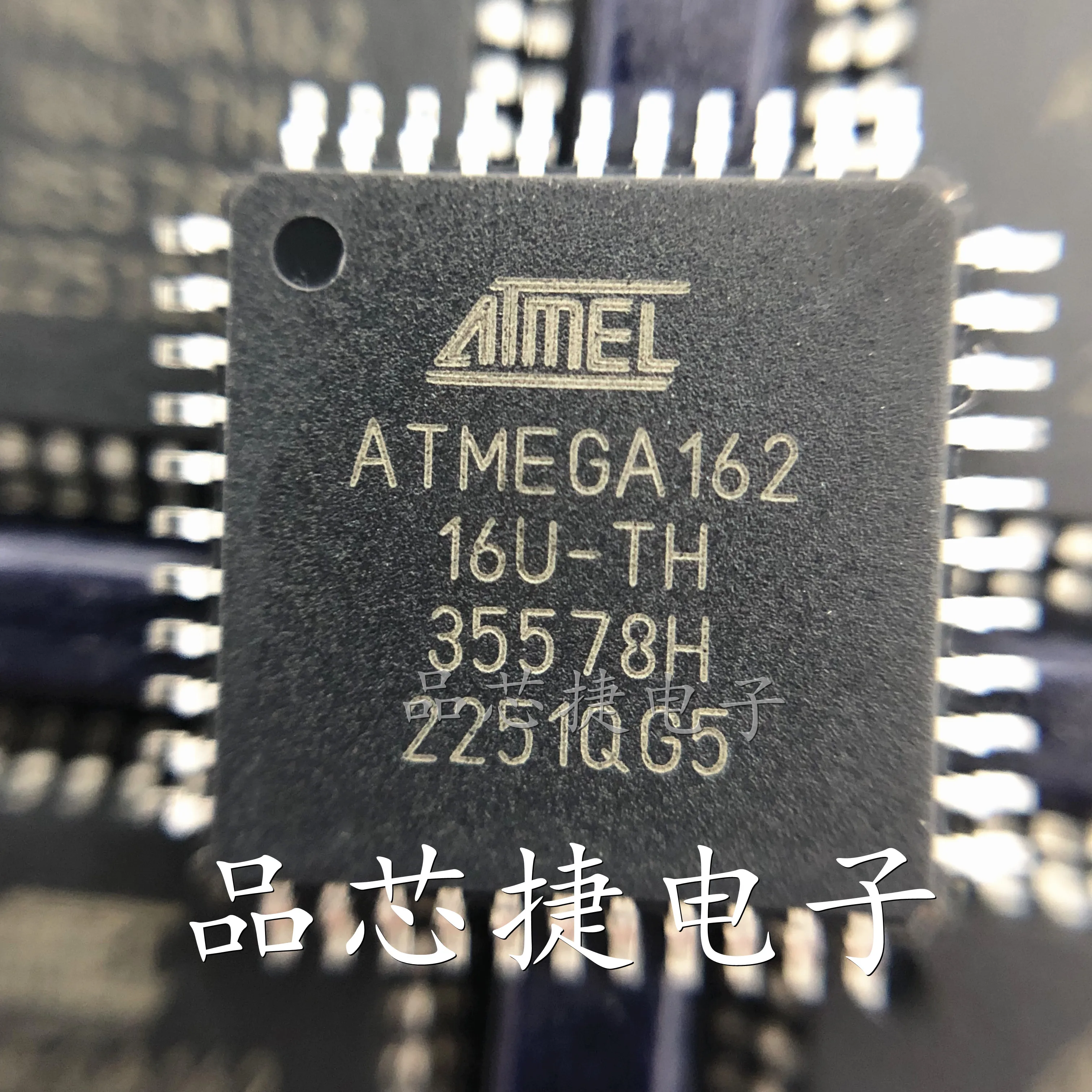 

5pcs/Lot ATMEGA162-16AU Marking ATMEGA162 16U TQFP-44 MCU 8-BIT Microcontroller With 16K Bytes In-System Programmable Flash