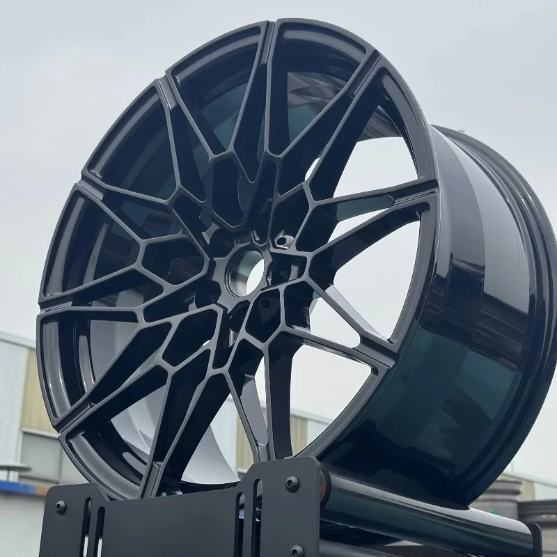 

Изготовленные на заказ кованые диски из алюминиевого сплава с черными автомобильными дисками для M3 M4 M4 G20 G30 G28 G80 5x112 5x114.3 5x120