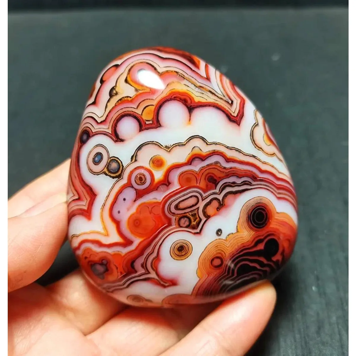 Desert Stone Banded Agate Palm Stone, Tumbled Polished, Chalcedony Beauty, Birthday Gift, Natural Stone, Crystal Collection