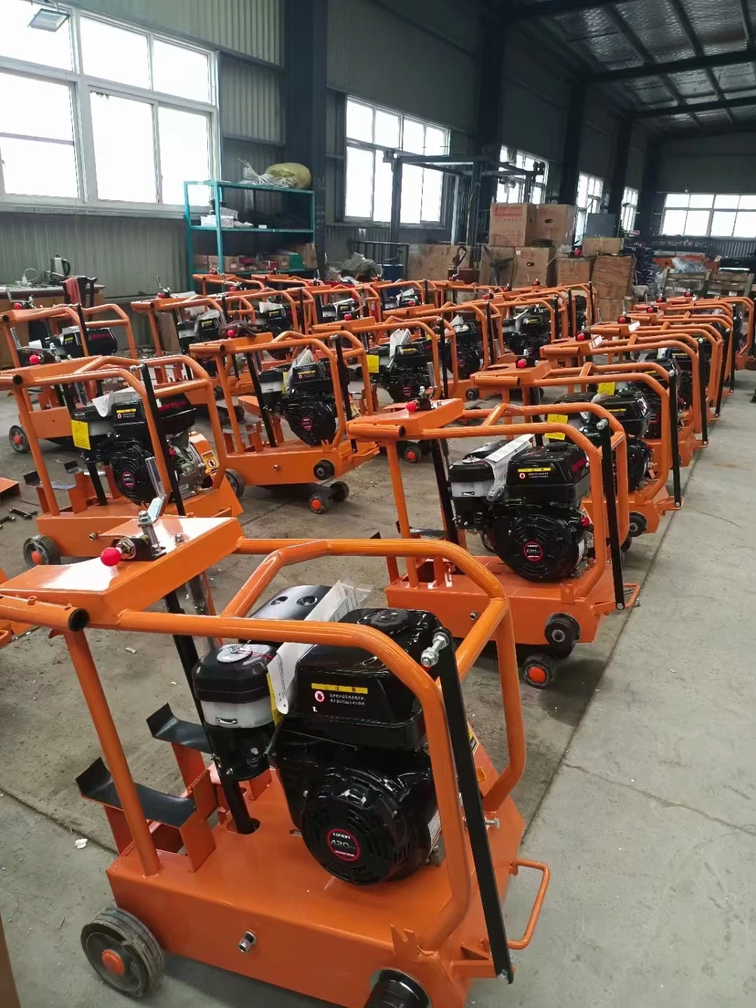 a for Engine Concrete & Asphalt Cutting Machine 13HP 180mm Cutting Depth 40L Water Capacity