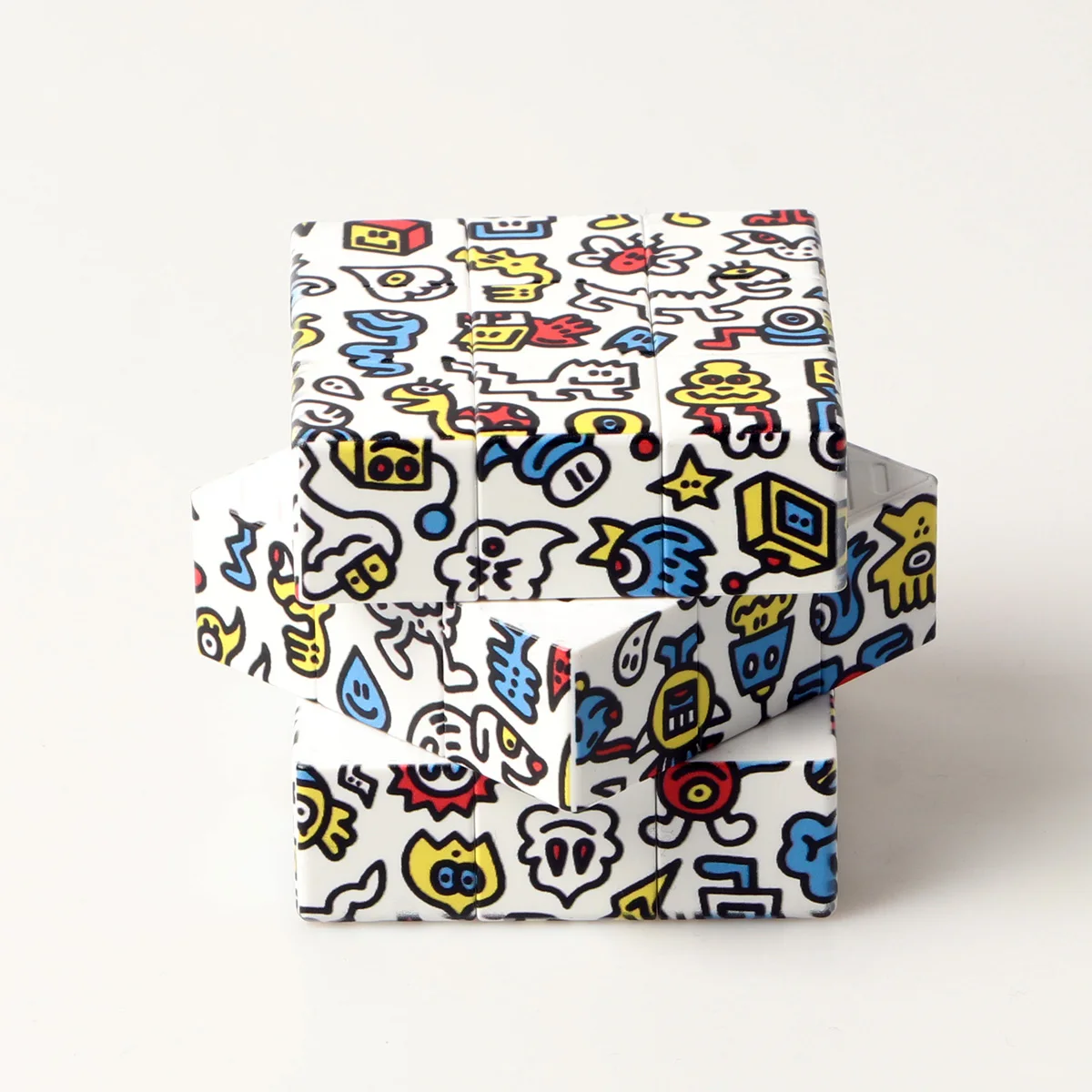 Magic Cube 3x3x3 Cartoon Alien graffiti UV Fun Stress Relief Puzzle Professional Smooth Speed Game Children's Toys Gifts