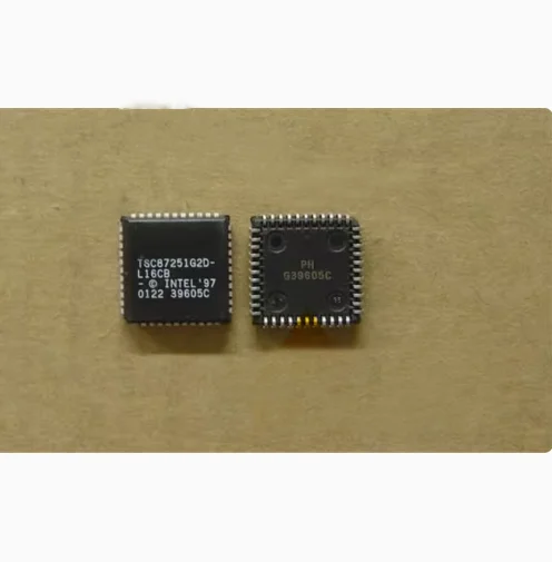 100% جديد TSC87251G2D -L16CB TSC87251G2D-L16CB PLCC44