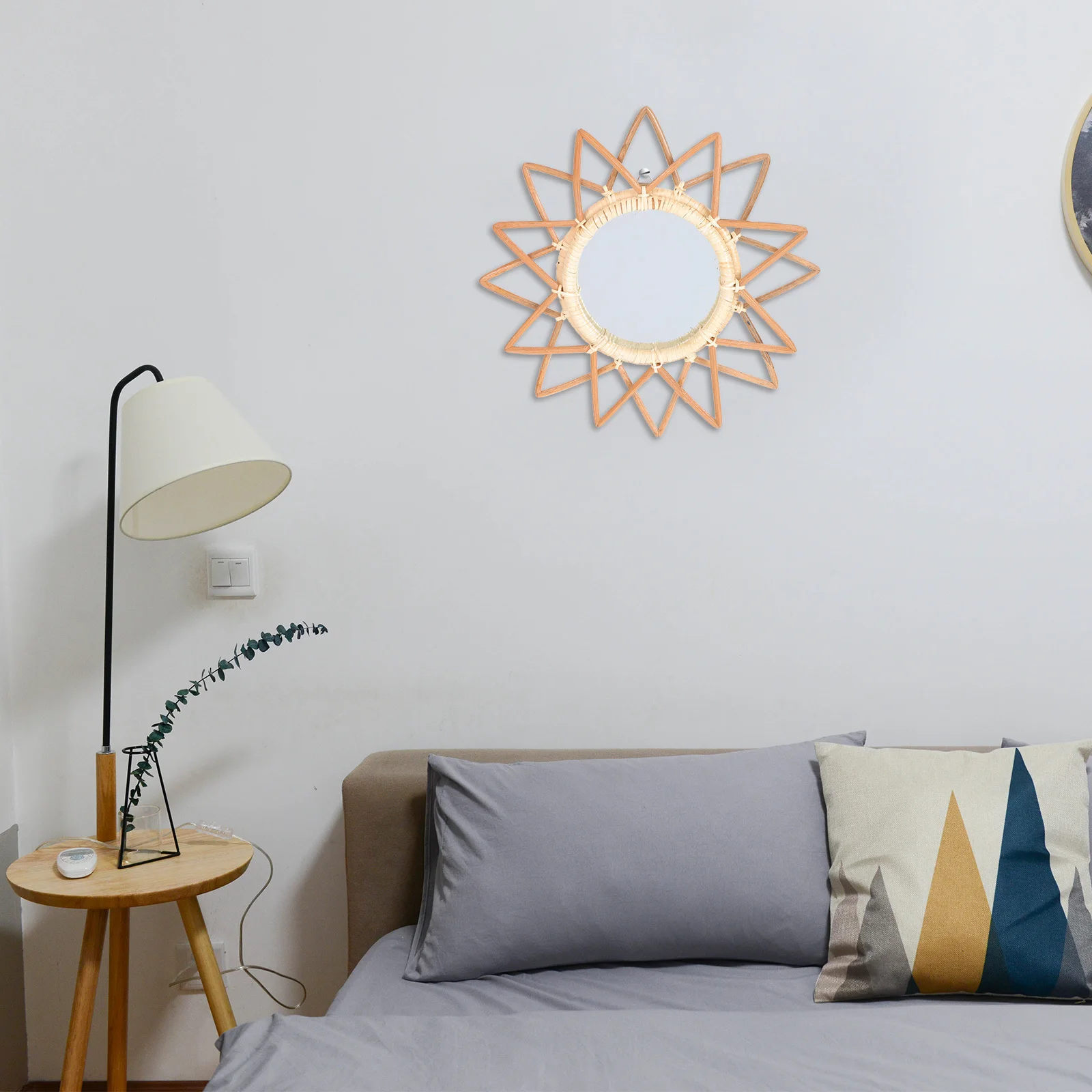 

1Pcs Retro Weaving Mirror Rattan Woven Design Wall Hanging Decorative Mirror for Living Room Bedroom Bathroom Nordic Style