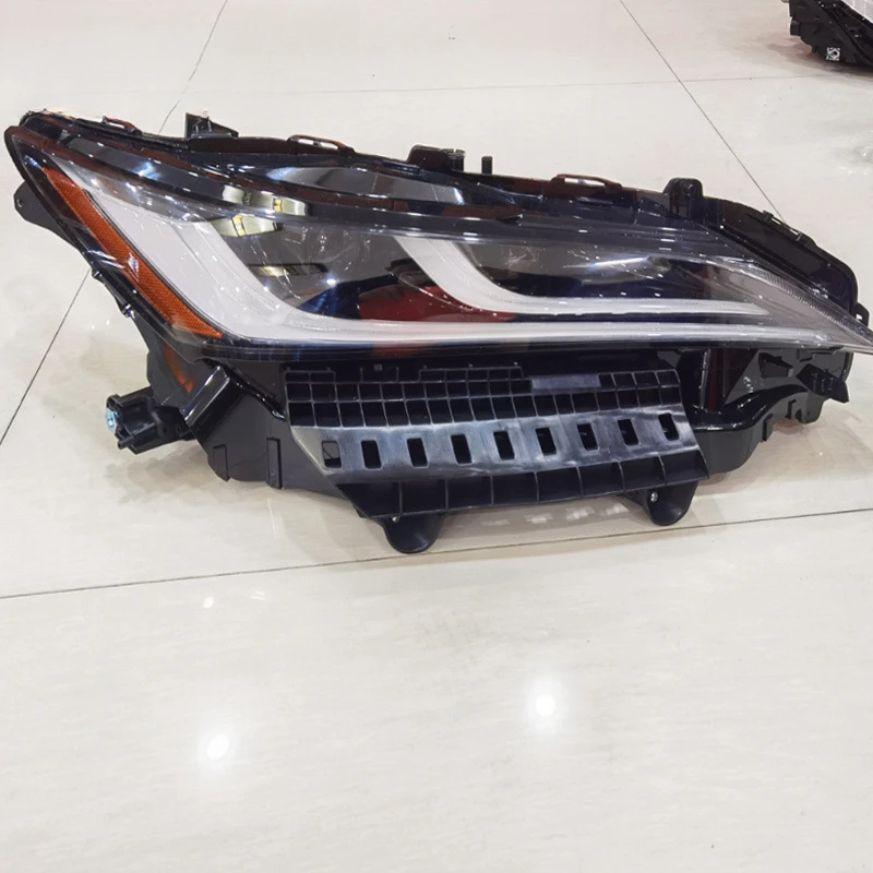Applicable to Toyota Venza Headlight US Version 81145-48J10 81110-48J30 Cross-Border 2021-2024