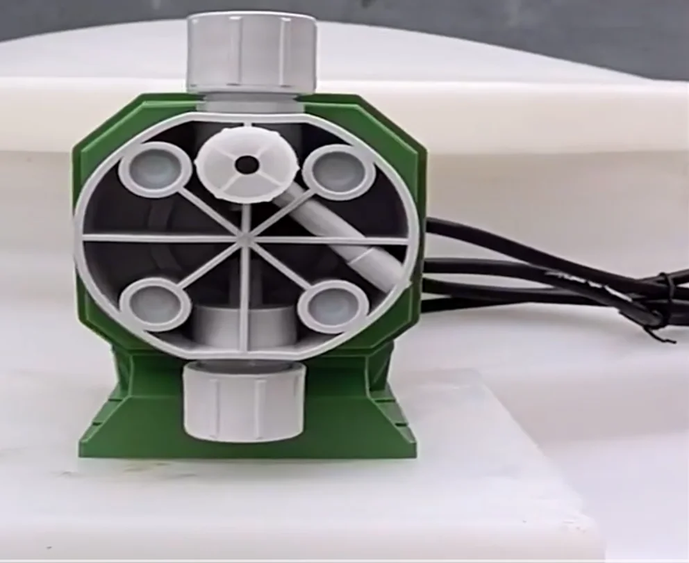 

Насос для кислотного дозирования, электрический мембранный дозирующий насос, автоматическое электромагнитное микродозирующее оборудование, количественный насос