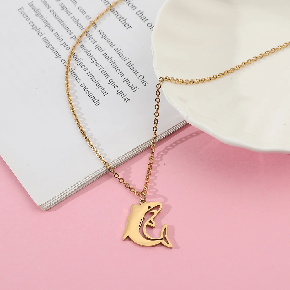Men'S Fashion Necklaces - Gold Color Shark Necklace Fashion Design