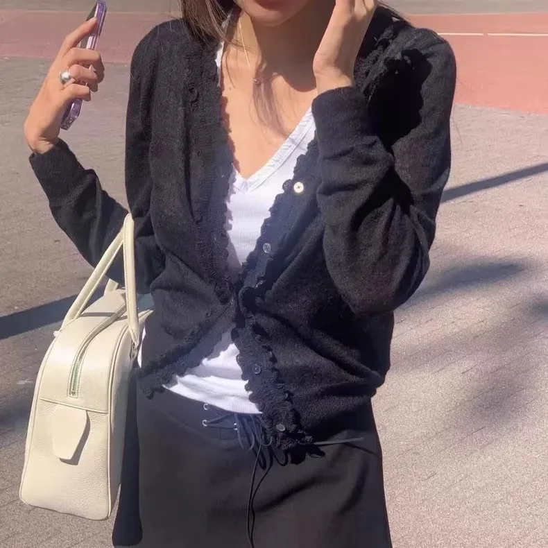 

Tannat Pure Color V-ne Женский вязаный кардиган с кружевной отделкой из мягкой ткани Long Sve Повседневная одежда Романтический дизайн с воланами