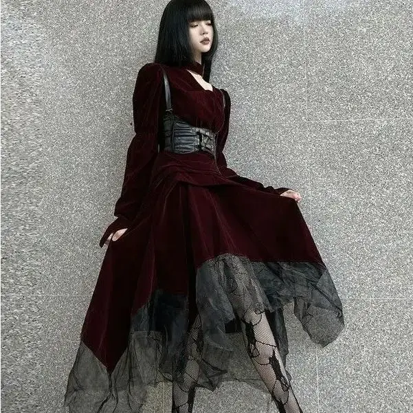 

Dark Retro Red Dress Women 2025 Spring Autumn New Niche Stitching Design Long-Sleeved Long Skirt