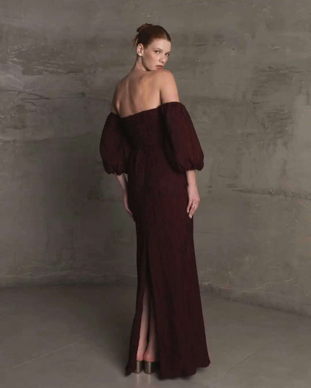 

Sexy Prom Gowns Wedding Party Gowns Claret Off-The-Shoulder Evening Dresses Customized 2025 Luxury robes de soirée