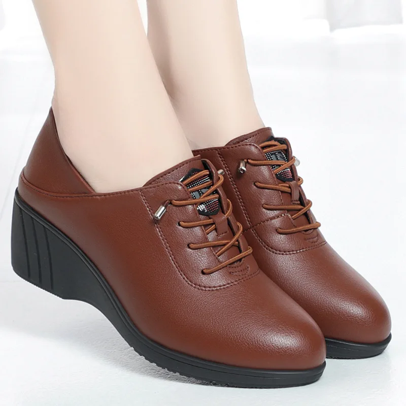 

Spring Autumn Women's Fashion Pumps Soft Leather Wedges Casual Comfortable Mother's Single Shoes Granny Middle-aged Elderly