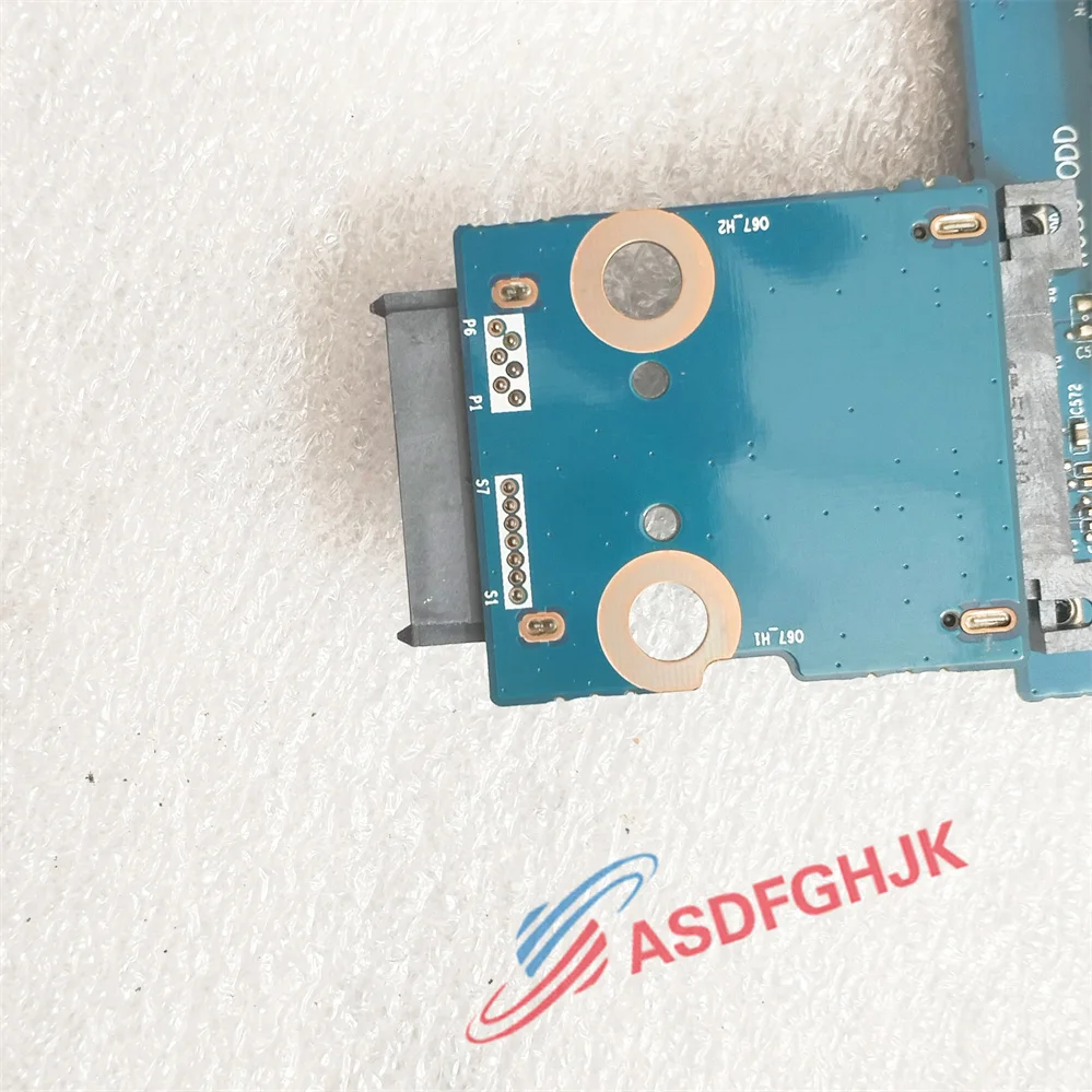 FOR Clevo W670SF W670SFQ1 ODD Hard Drive Connector 6-71-W670N-D02 TEST OK