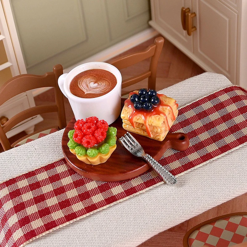 2Pcs/set Dollhouse Mini Cake Dessert Model Dollhouse Mini Kitchen Decoration Dolls House Accessories Pretend Play Toys