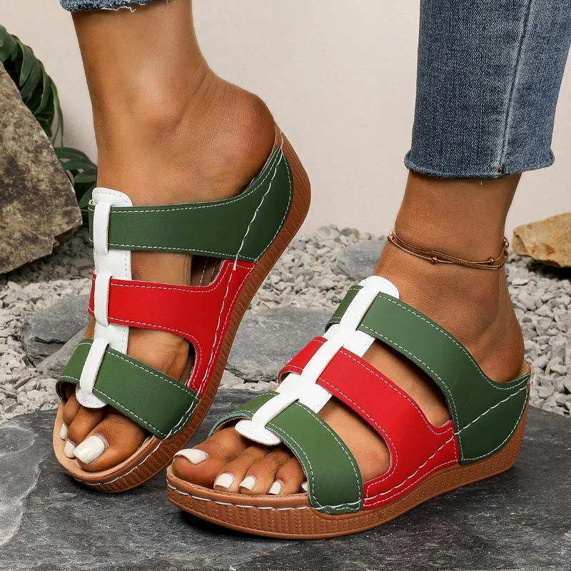أحذية السيدات 2025 إسفين الصنادل النسائية الصنادل الرومانية غير رسمية الإناث مختلط الألوان المفتوحة تو أحذية المرأة الصيف منصة Sandalias