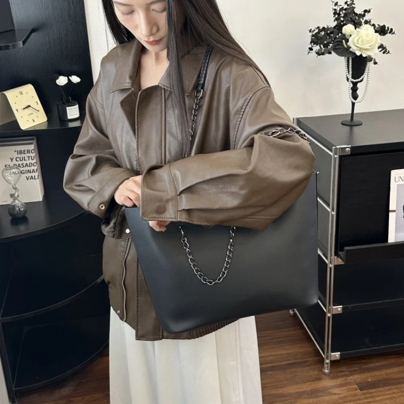 

Luxury Ladies Trendy Leather Crossbody Bag Commuter Classic Elegant Women's Casual Simple Vintage Fashionable Shoulder Bag