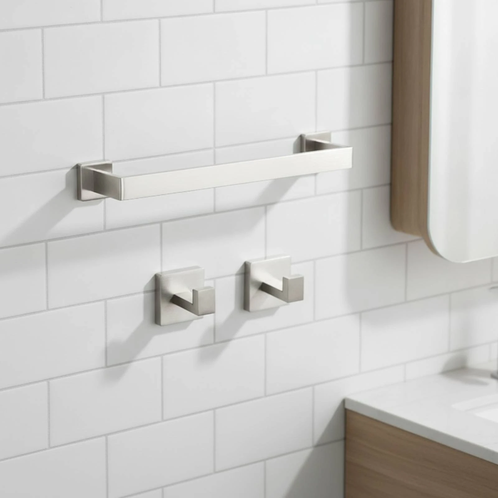 3 Pieces Bathroom Hardware Set Stainless Steel Towel Loop Bathroom Tissue Holder Holder Brushed Towel Bar Minimalist