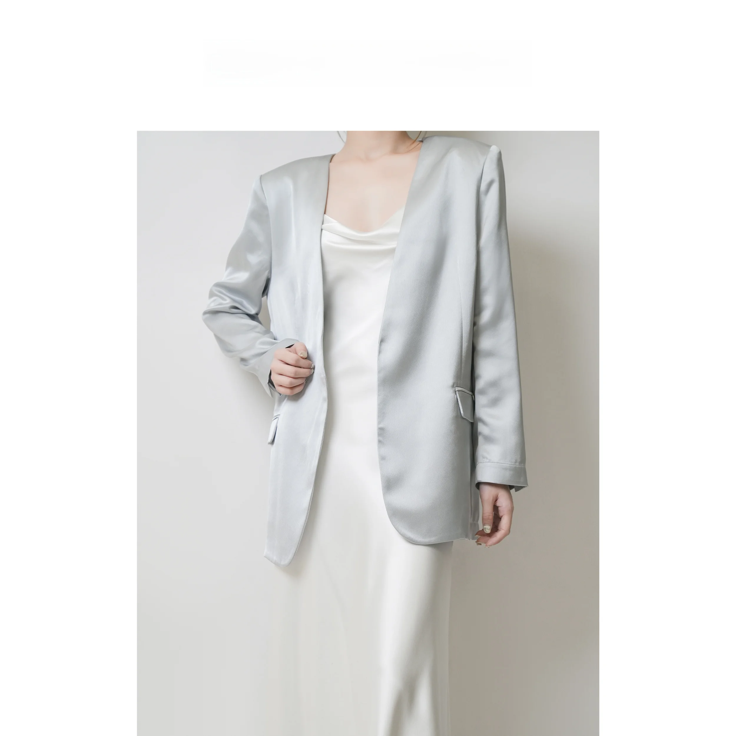 

Женский костюм из ацетата Ele Jaet LE BON TEMPS: элегантный, для повседневной носки, длинный рукав, на пуговицах, из полиэстера, стандартная длина