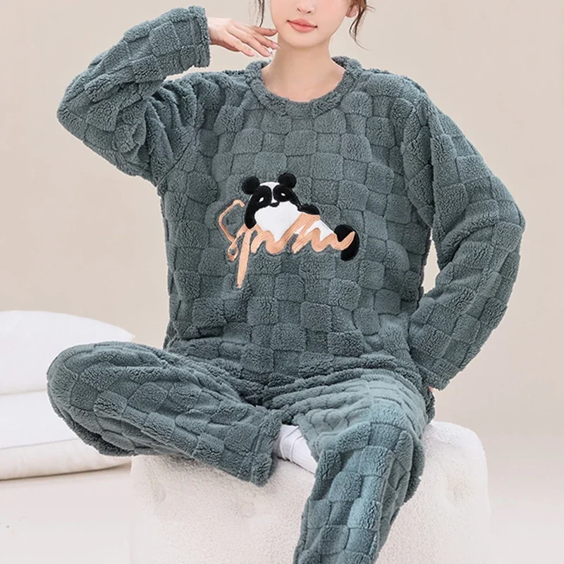 Winter Women Flannel Pajamas Polar Bear Print Teddy Sleepwear Velvet Loungewear Thick Warm Pijamas for Girls Mujer Pyjama