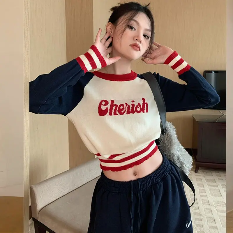 

Осенний новый пуловер с длинными рукавами, корейская версия, круглый вырез, письмо, ретро, контрастные цвета, дизайн, модный свитер для похудения