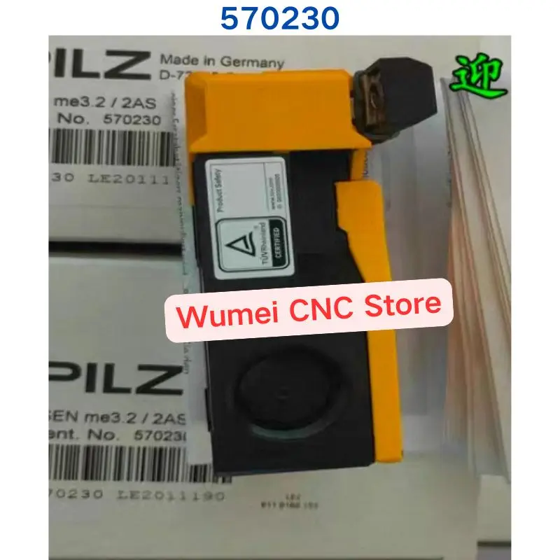 brand new for PILZ Safety switch  PSEN me3.2/2AS  570230 1 piece