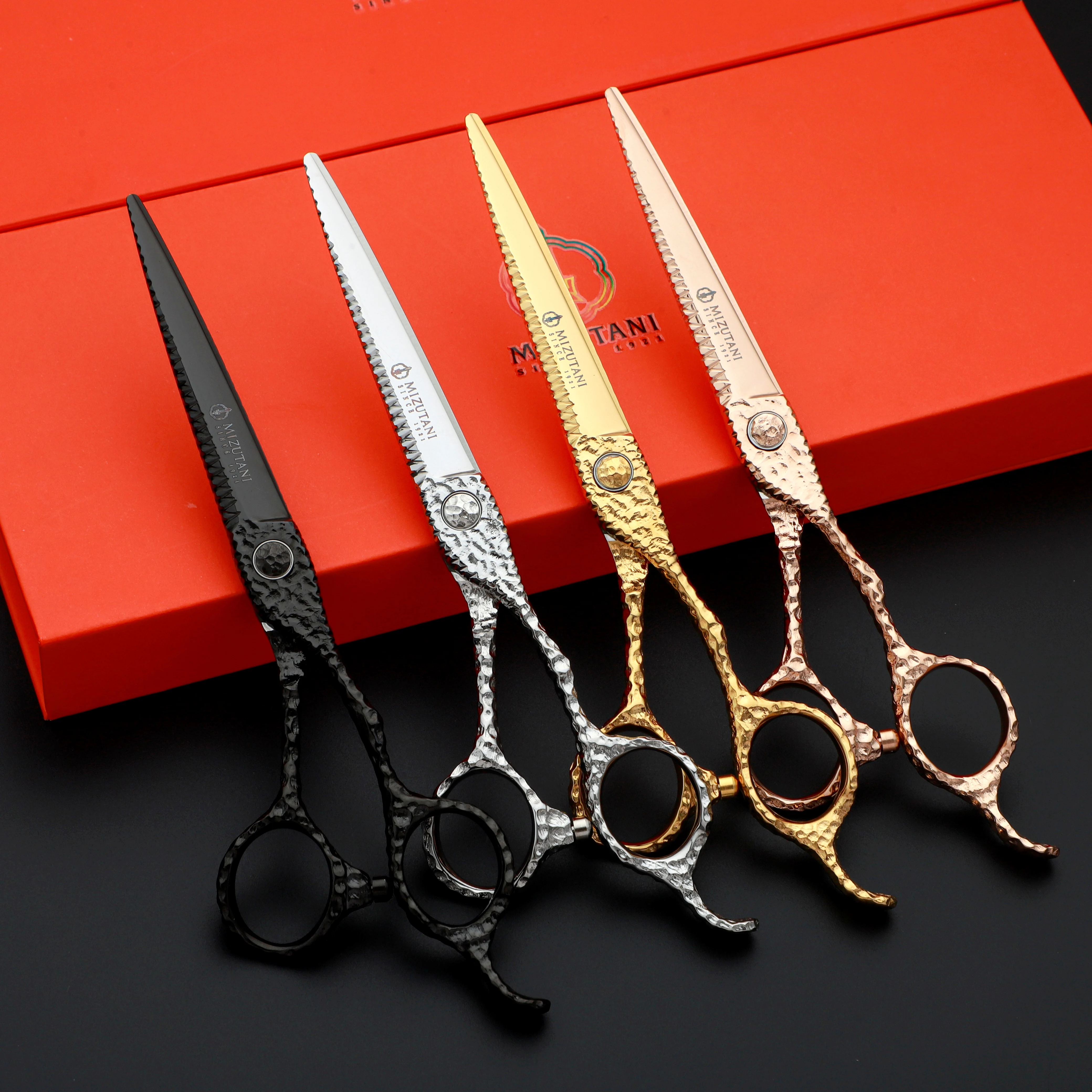 

MIZUTANI scissors 6.3/6.7 inch scissors, 4 colors available VG10 material scissors Professional hair scissors barbershop tools