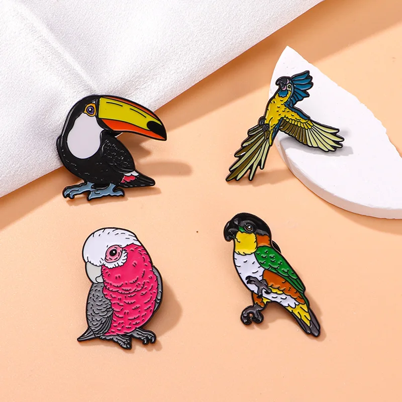 4pcs Cute Cartoon Parrot Enamel Brooch Creative Animal Bird Lapel Pin Badge Backpack Clothing Hat Accessories