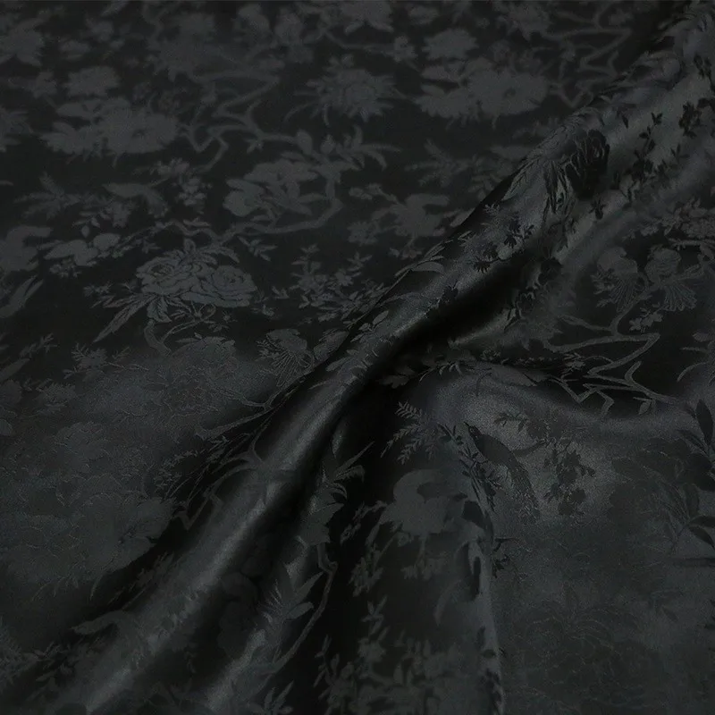 Tecido jacquard de seda tradicional cheongsam de corte plano flip-top vestido hanfu de manga grande roxo