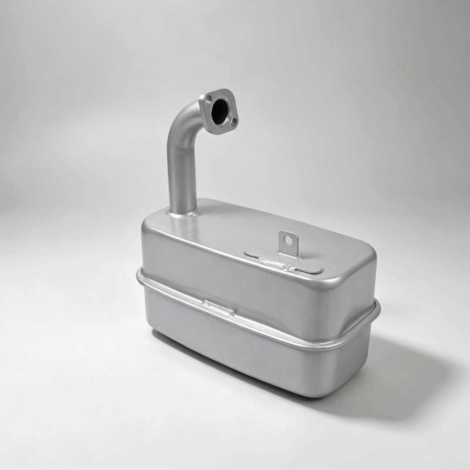 Silver Iron Exhaust Muffler for Lawn Tractor 100 Series with Curved Pipe and Flange for D105 D110 E110
