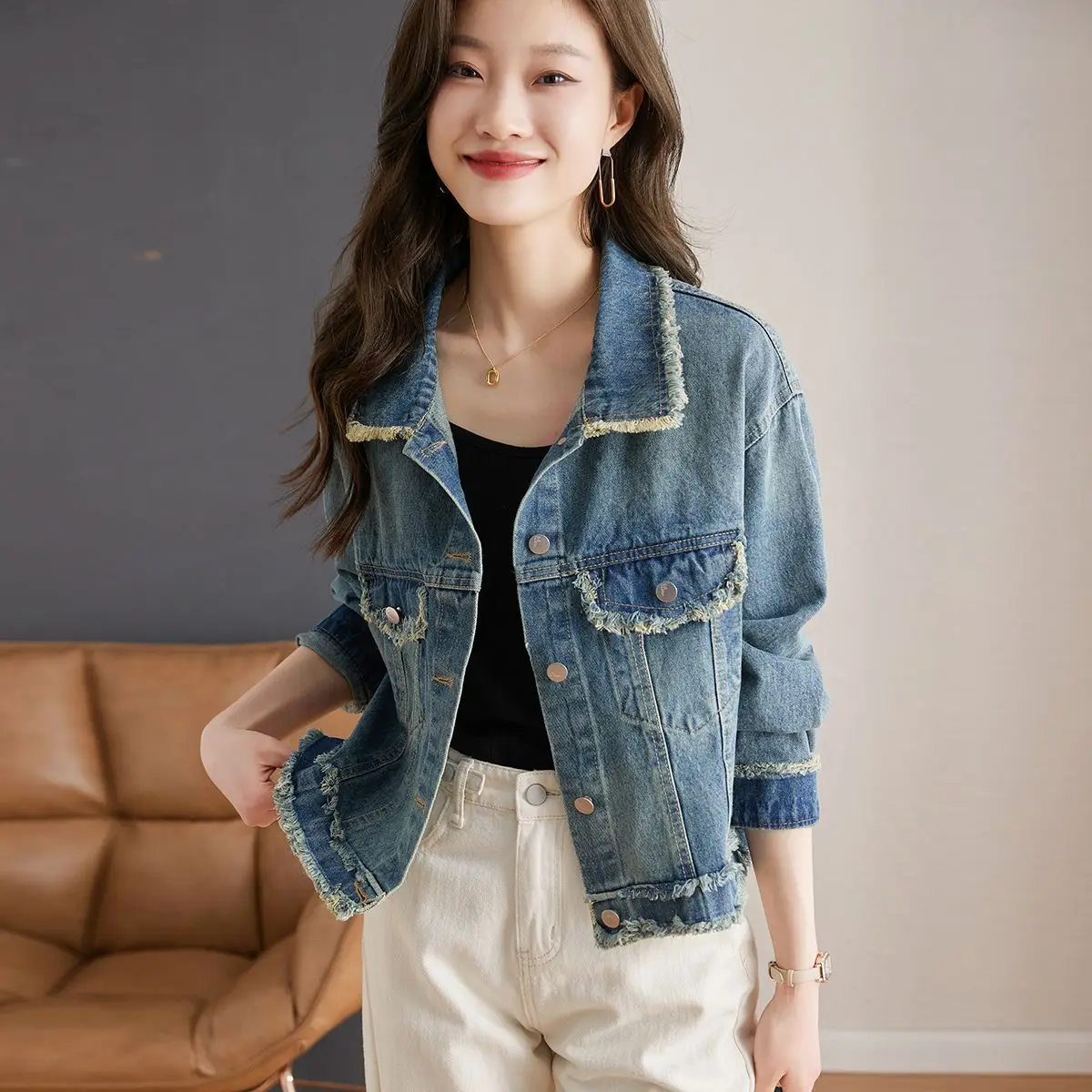 Short Women's Denim Jackets Small Female Jeans Coat Plain Crop Spring Autumn Streetwear New in Luxury Deals Promotion Outerwears