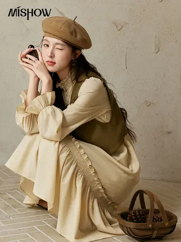 MISHOW 여성용 중국 V넥 가죽 조끼, 루즈한 민소매 싱글 단추 탑, 단색 외투, 가을 2024, MPD42W0421