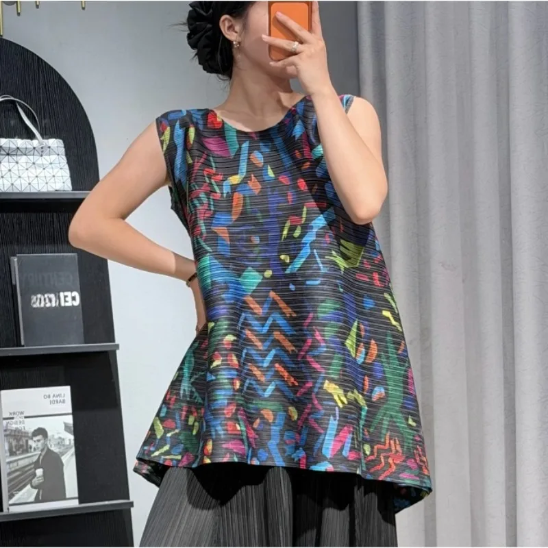 

Miyake Pleated Print T-Shirt 2026 Summer New Fashion Print Sleeveless Vest Simple Casual Plus Size Women Lightweight Stretch Top
