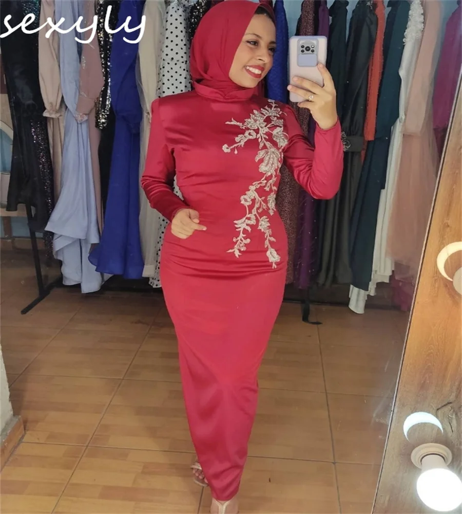 Modest Red Muslim Evening Dress With Appliques High Neck Satin Arabic Saudi Prom Dress Long Sleeve Kaftan Abaya Formal Party