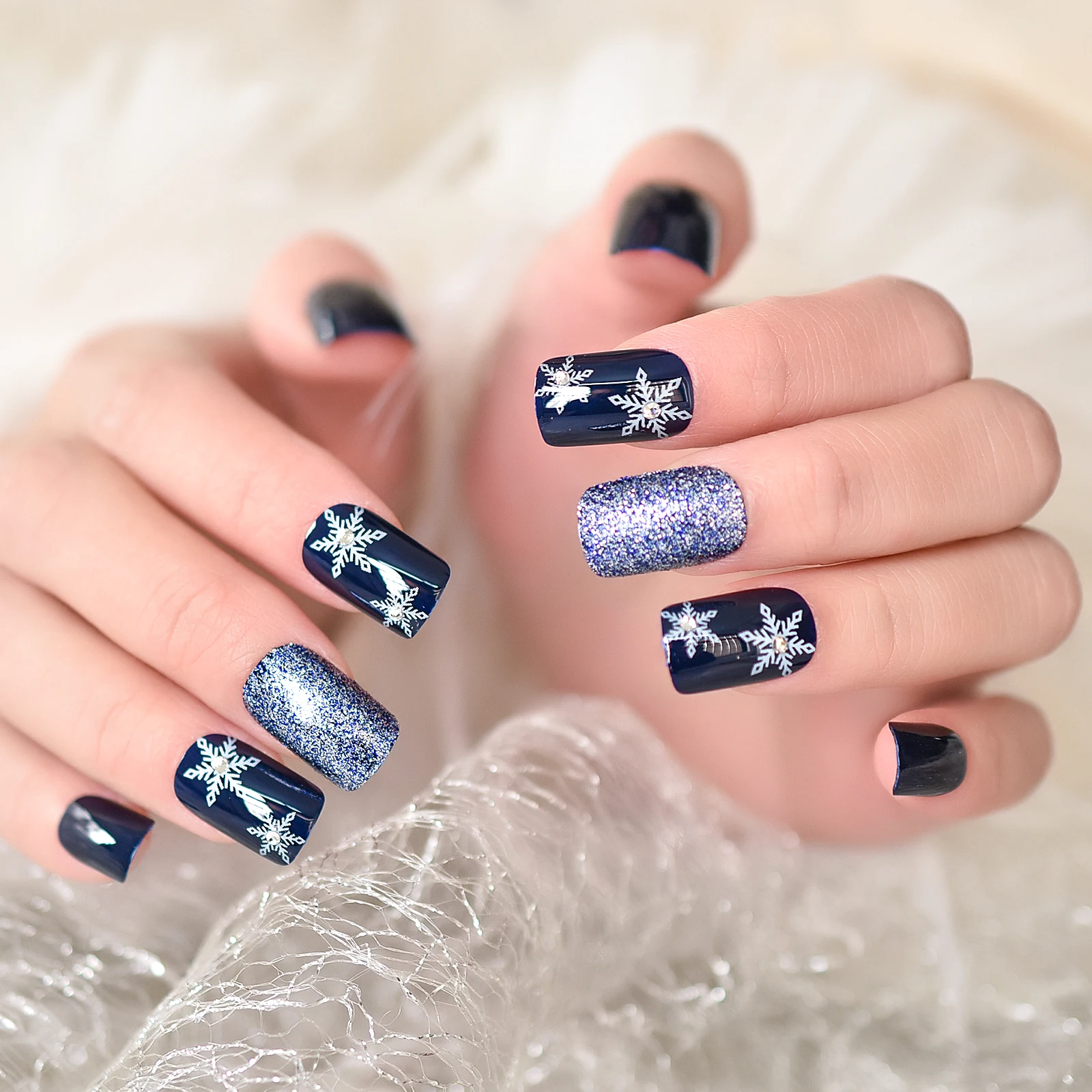 Medium Square Deep Blue Fingernail Tips Press On Nail Tips Snow Fall Pattern Manicure At Home Fake Nails Art With Tools