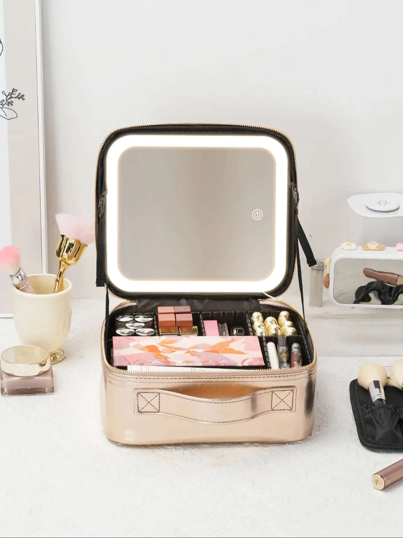 Custodia per il trucco con specchio illuminato progettata con divisori Organizer per treno per trucco impermeabile con 3 custodia a luminosità