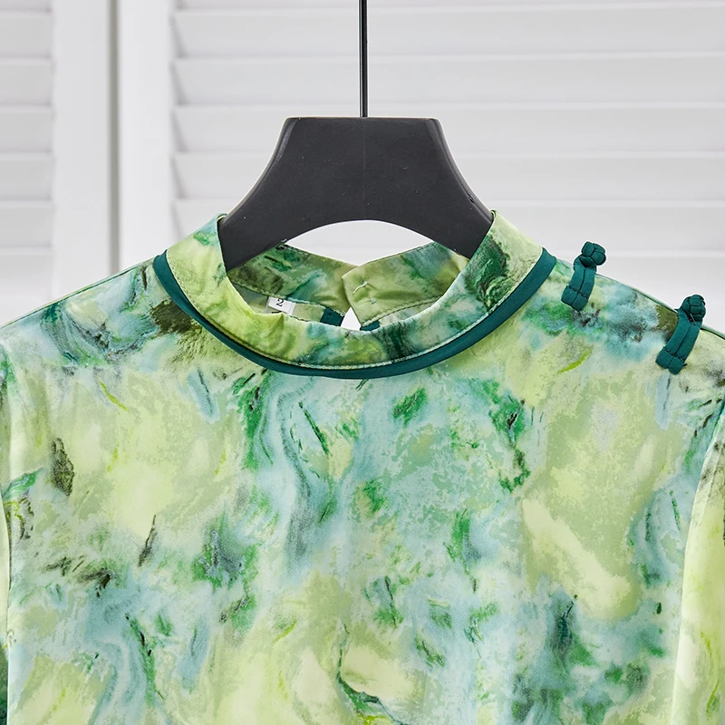 Camisa de seda artificial estampa estilo chinês para mulheres, moda vintage, parte superior do escritório, pintura a óleo verde, manga comprida lazer