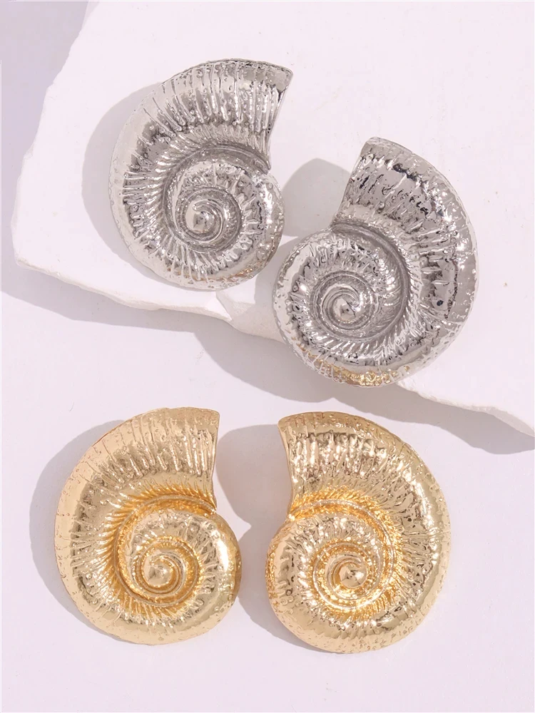 HUANQI Gold Color Big Sea Snail Earrings for Women Girls Earstuds Vintage Fashion Heavy Alloy Party Exaggerated Jewelry Gifts