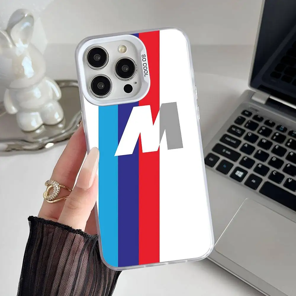 حافظة هاتف أنيقة بحروف M مخططة باللونين الأحمر والأزرق لهاتف آيفون 17 16 15 14 13 12 11 Pro Max Plus غطاء خلفي فضي مقاوم للصدمات #6