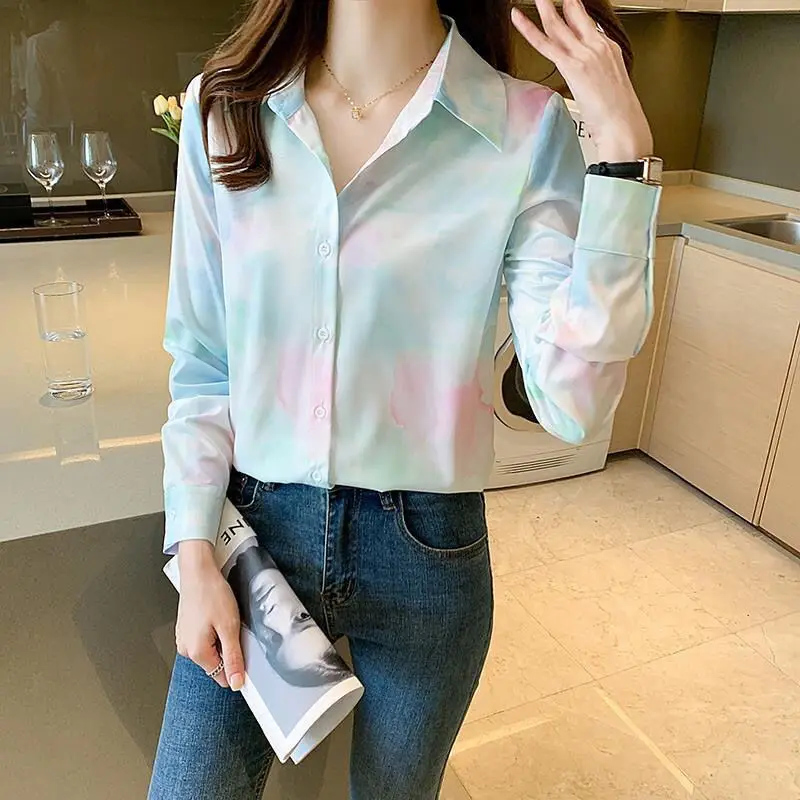 Fashion Gradient Tie Dye Single-breasted Blouse Women New Long Sleeve Polo Collar Comfortable Korean Office All-match Shirt 2022