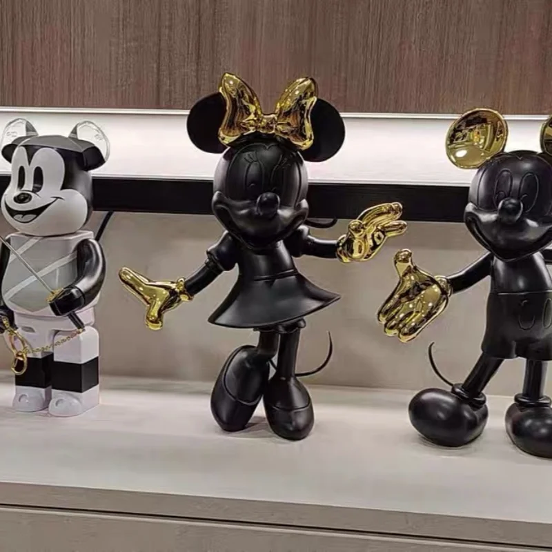 

20cm Home Room Decor Ornament Arts and Crafts Anime Mickey Minnie Mouse Model Action Figure Resin Statue Figurine Doll Gift