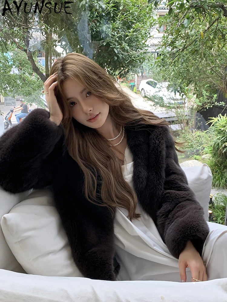 AYUNSUE 2025 Zimowa Kurtka Damska z Pełnej Skóry Lisa Krótka Kurtka Damska ze 100% Naturalnego Futra Lisa Odzież Wysokiej Jakości Abrigo Mujer